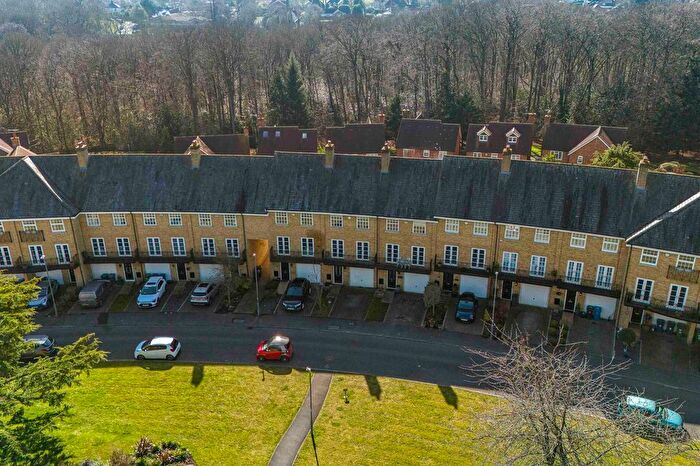 3 Bedroom Town House For Sale In De Havilland Drive, Hazlemere, HP15