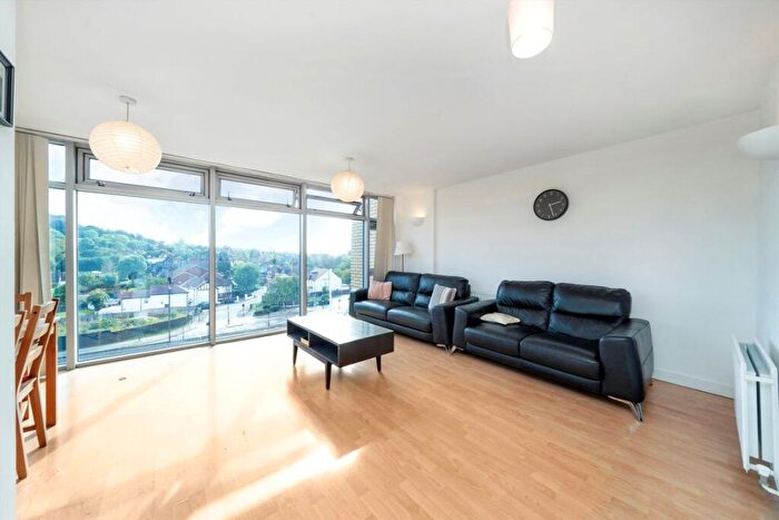 1 Bedroom Flat To Rent In Headstone Road, Harrow, HA1