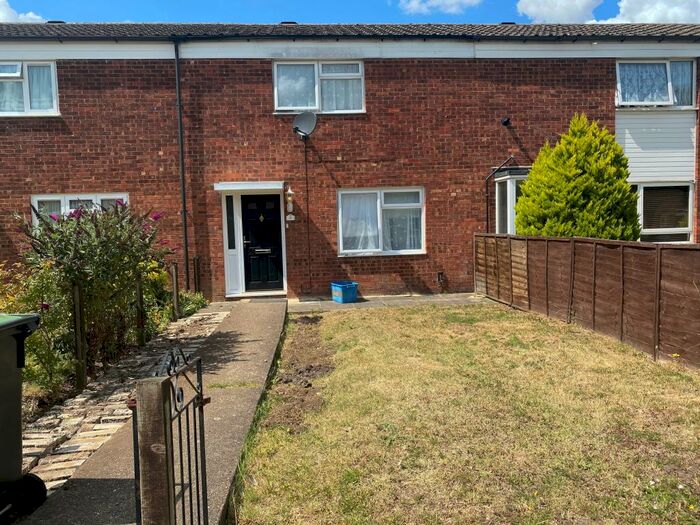 2 Bedroom House To Rent In Fairways, Waltham Abbey, EN9