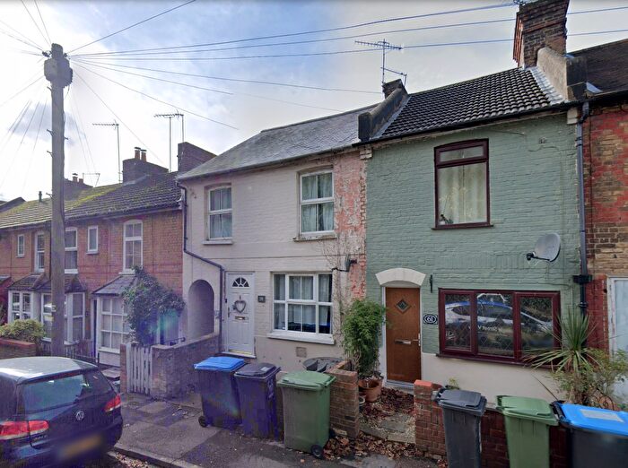 1 Bedroom Maisonette To Rent In Sunnyhill Road, Boxmoor, Hertfordshire, HP1