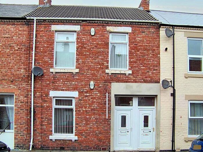 2 Bedroom Flat To Rent In Sidney Street, Blyth, Northumberland, NE24