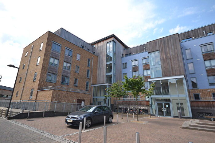 2 Bedroom Apartment To Rent In Quayside Drive, Colchester, CO2