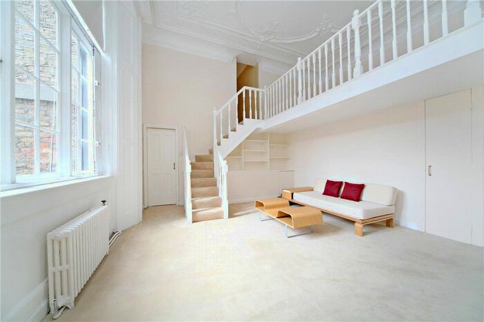 Studio To Rent In Queen's Gate, London, SW7