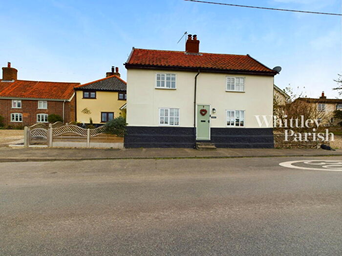 3 Bedroom Cottage For Sale In The Street, Hepworth, IP22