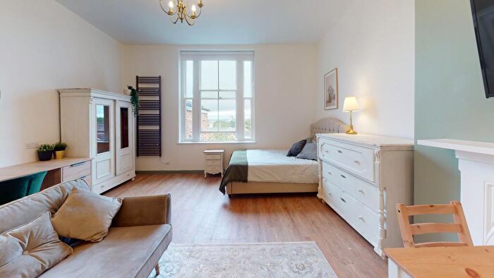 1 Bedroom Flat To Rent In Flat, Princes Road, Liverpool, Merseyside, L8