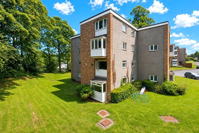 2 Bedroom Flat For Sale In Hoyle Court Road, Baildon, Shipley, West Yorkshire, BD17