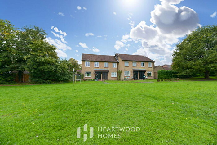 1 Bedroom Maisonette For Sale In Richmond Walk, St. Albans, AL4