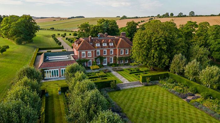 8 Bedroom Country House For Sale In Kingsdown House, Upper Lambourn, Berkshire, RG17