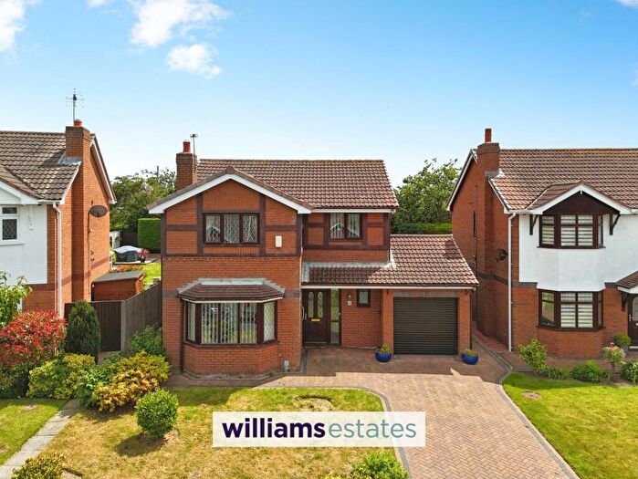 4 Bedroom Detached House For Sale In Lon Cwybr, Rhuddlan, LL18