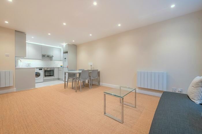 1 Bedroom Flat To Rent In Bartholomew Close, London, EC1A