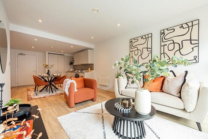 2 Bedroom Apartment For Sale In Manchester New Square, Carding Building Whitworth Street, M1