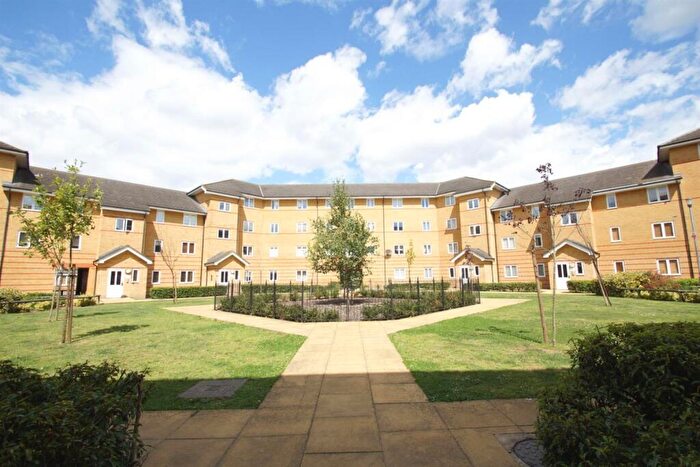 2 Bedroom Flat To Rent In Heath Court, Stanley Close, London, Greater London, SE9
