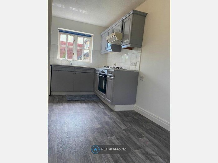 3 Bedroom End Of Terrace House To Rent In St. James Court, Altrincham, WA15