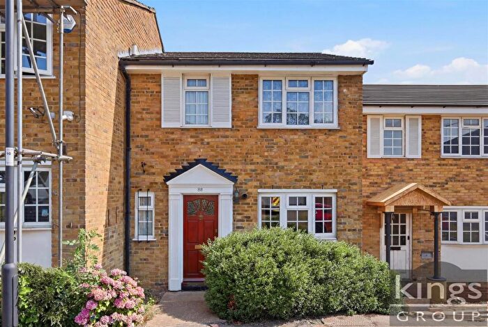 3 Bedroom Terraced House For Sale In Crofton Way, Enfield, EN2
