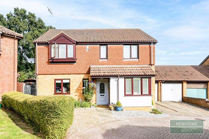 4 Bedroom Detached House For Sale In Culme Close, Oundle, Peterbrough, PE8