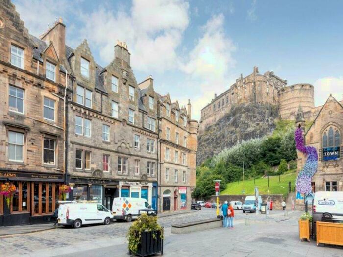 2 Bedroom Flat To Rent In Grassmarket, Old Town, Edinburgh, EH1