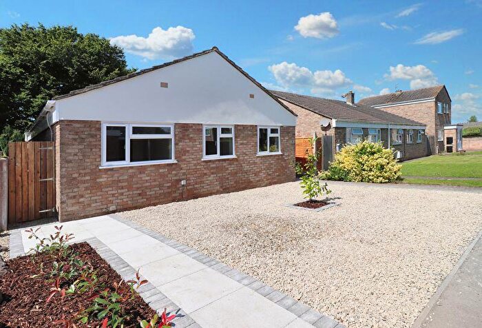 3 Bedroom Bungalow To Rent In Somerton Road, Clevedon, BS21