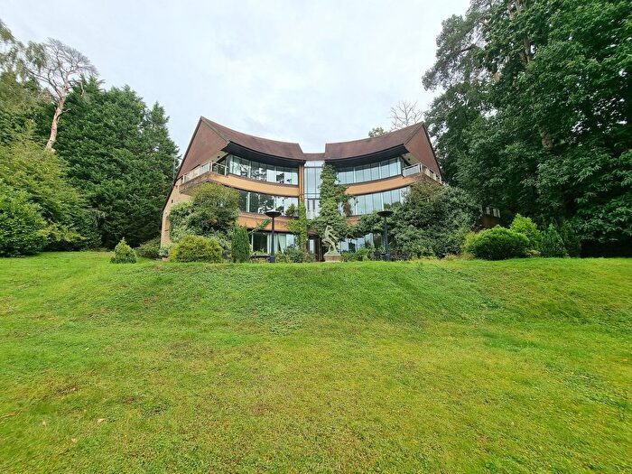 5 Bedroom Detached House To Rent In Horseshoe Ridge, St Georges Hill, Weybridge, Surrey, KT13