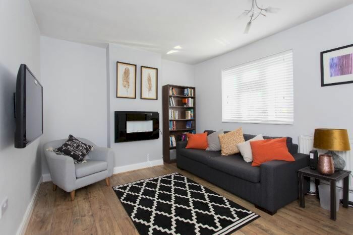 2 Bedroom Flat To Rent In Bishops Road, Trumpington, Cambridge, CB2