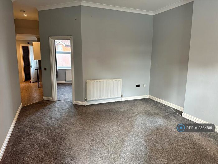1 Bedroom Flat To Rent In Lynchford Road, Farnborough, GU14
