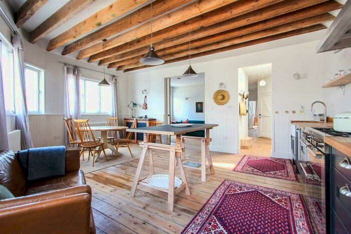 3 Bedroom Apartment To Rent In Sea Street, Whitstable, CT5