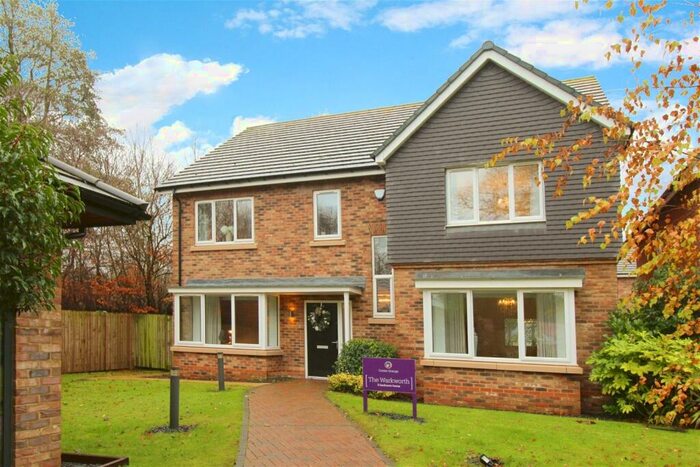 5 Bedroom Detached House For Sale In Linnet Gardens, Cottier Grange, Prudhoe, NE42