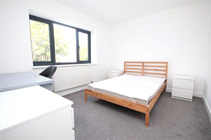 Property To Rent In Ibbetson Path, Loughton, IG10