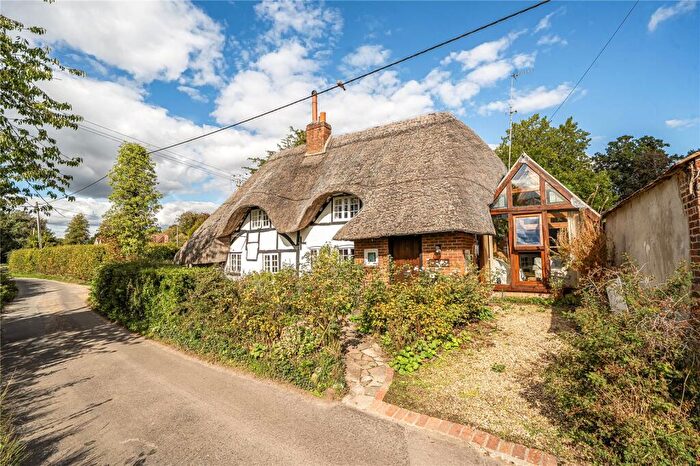 3 Bedroom Detached House For Sale In Rookery Lane, Broughton, Stockbridge, Hampshire, SO20