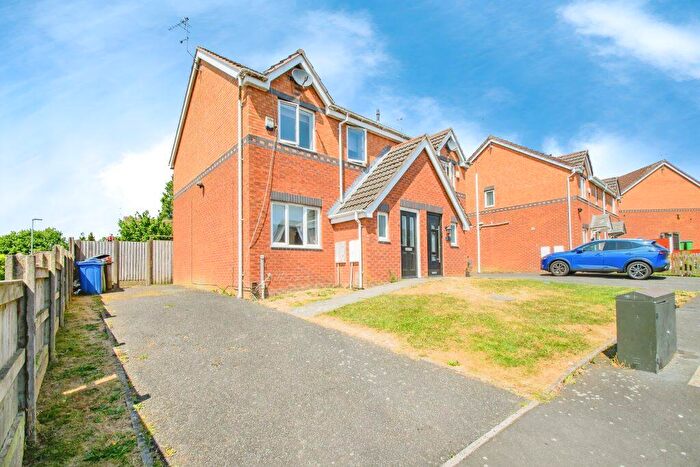3 Bedroom Semi-Detached House For Sale In Styhead Drive, Manchester, M24