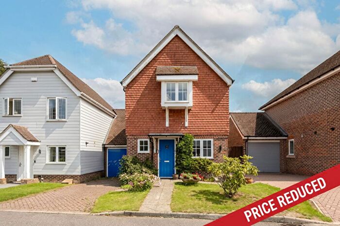 3 Bedroom Detached House For Sale In Allington Place, Newick, BN8