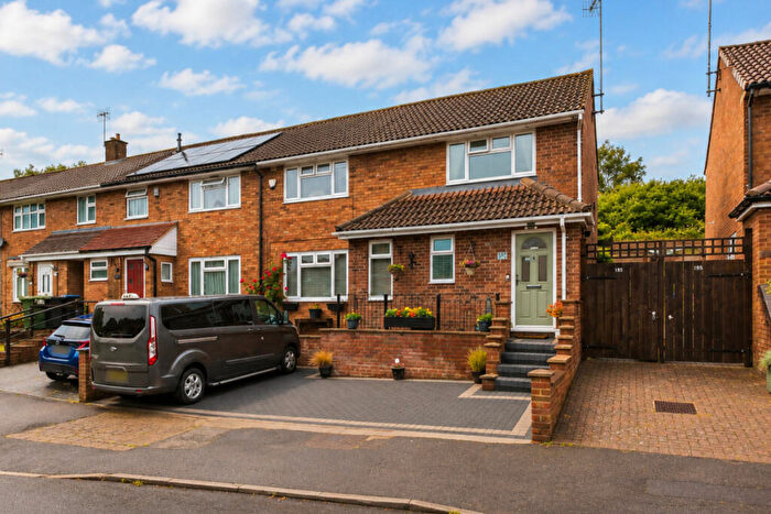 3 Bedroom End Of Terrace House For Sale In Turners Hill, Hemel Hempstead, HP2