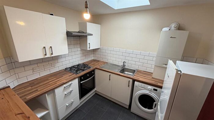 1 Bedroom Apartment To Rent In Wellington Road, Withington, M14