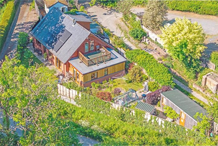 4 Bedroom Detached House For Sale In Garth, Llangammarch Wells, Powys, LD4