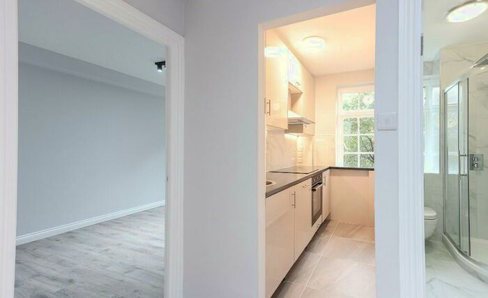 Studio To Rent In Abbey Road, London, NW8