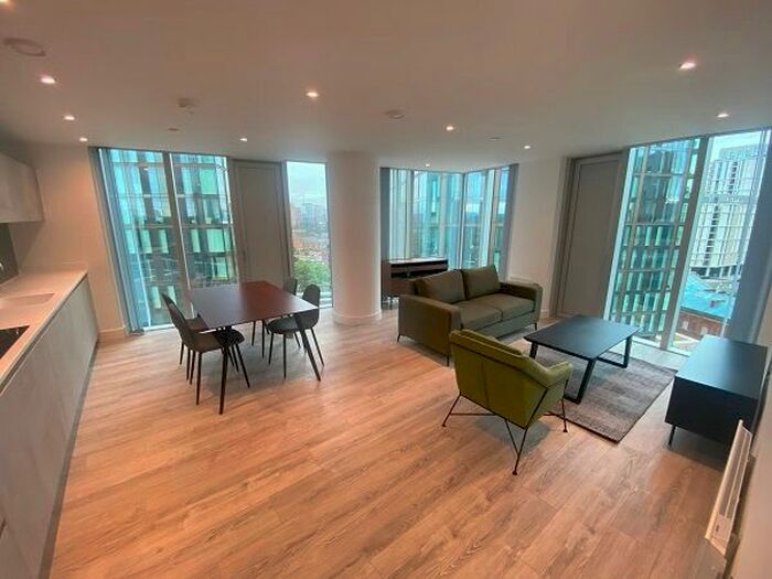 2 Bedroom Flat To Rent In Silvercroft Street, Manchester, M15