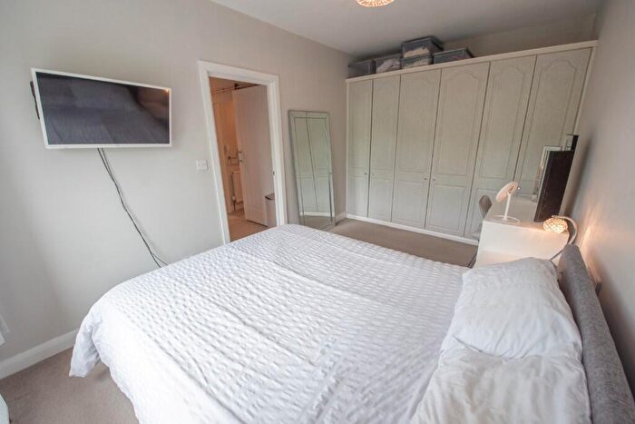 2 Bedroom Cottage For Sale In Colne Road, Cowling, BD22