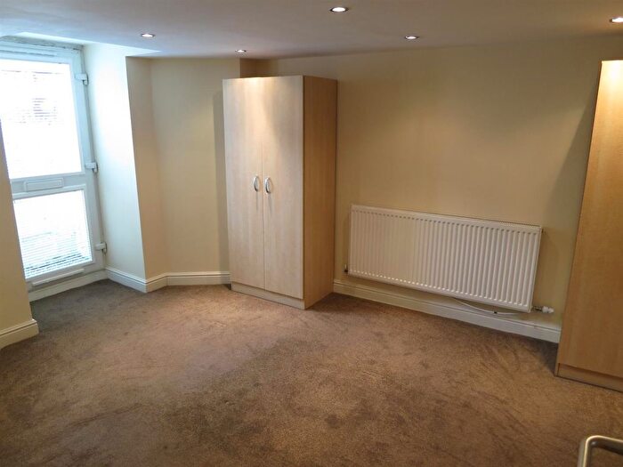 1 Bedroom Flat To Rent In Northen Grove, West Didsbury, M20