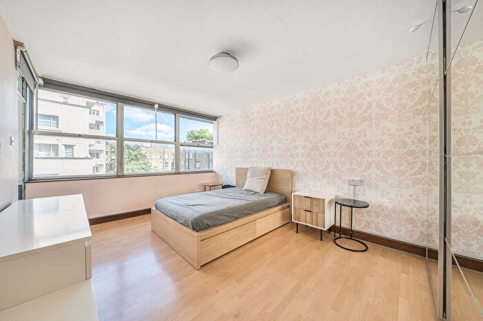 1 Bedroom Flat For Sale In Rabbit Row, London, W8