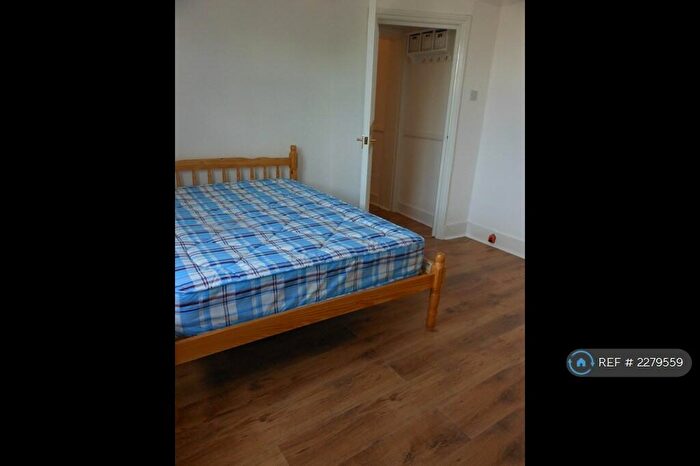 1 Bedroom Flat To Rent In Vale, London, SE23