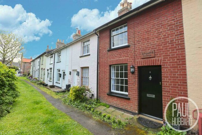 2 Bedroom Terraced House To Rent In Union Place, Lowestoft, Suffolk, NR33