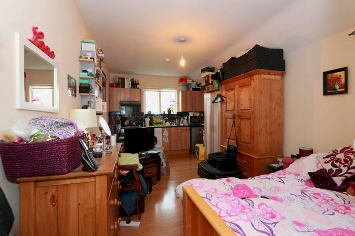 Studio To Rent In Myddleton Road, London, N22