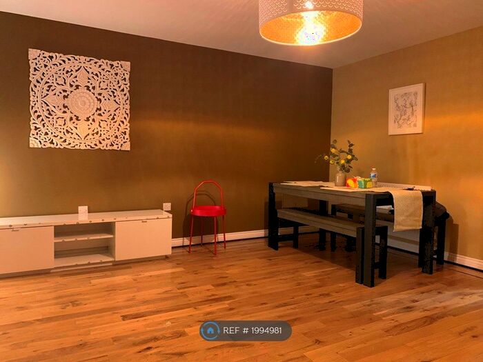 3 Bedroom Semi-Detached House To Rent In Wagonway Drive, Newcastle Upon Tyne, NE13