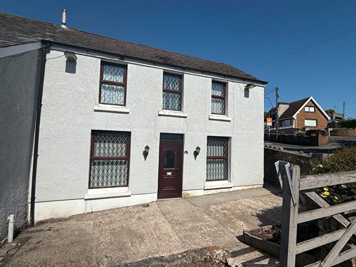 3 Bedroom Property To Rent In Heol Llanelli, Pontyates, Llanelli, Carmarthenshire, SA15