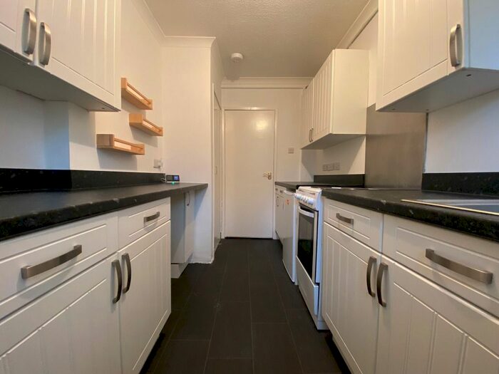 2 Bedroom Flat To Rent In Kinnell Avenue, Cardonald, Glasgow, G52