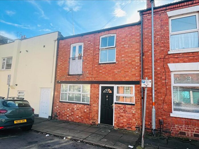 1 Bedroom Coach House For Sale In Ecton Street, Abington, Northampton, NN1