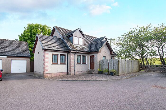 3 Bedroom Detached House For Sale In Lochside, St Cyrus, DD10