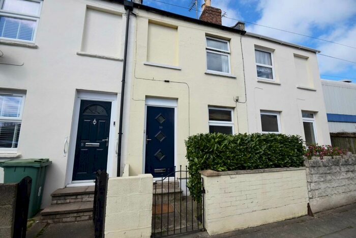 2 Bedroom Terraced House To Rent In Russell Place, Cheltenham, Gloucestershire GL51
