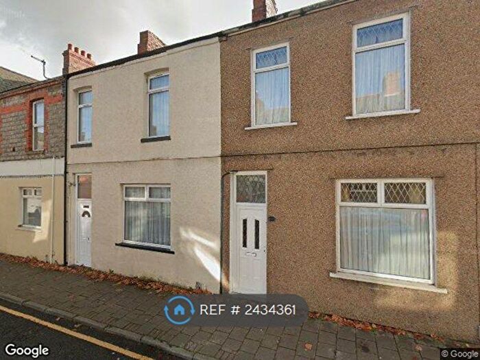 3 Bedroom Terraced House To Rent In Barry Road, Barry, CF63