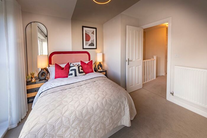 3 Bedroom Terraced House For Sale In Lichfield Street, Fazeley, Tamworth, B78