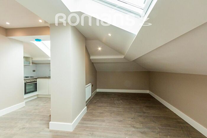 1 Bedroom Flat To Rent In Vantage House, Osborn Way, Hook, RG27